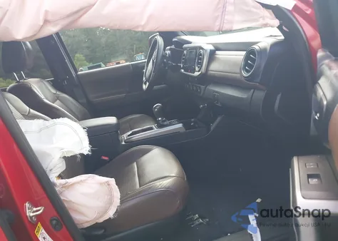 2017 Toyota Tacoma Limited from USA, damaged, VIN 3TMGZ5AN9HM095744